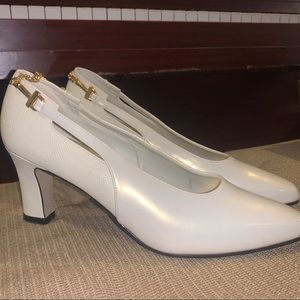 Vintage Via Sola Heels